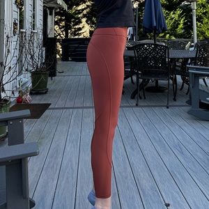 Lululemon everlux and mesh high rise tight-25 leggings